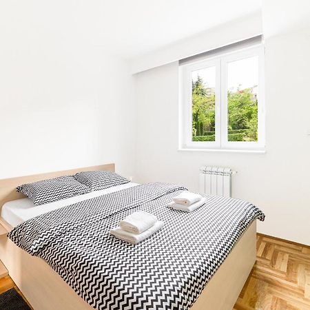 Djokic Apartments Kragujevac Kültér fotó